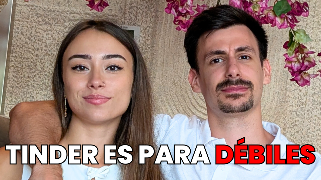 Hombre y mujer juntos con un mensaje provocador: “Tinder es para débiles”, representando la crítica a las apps de citas en 2025.