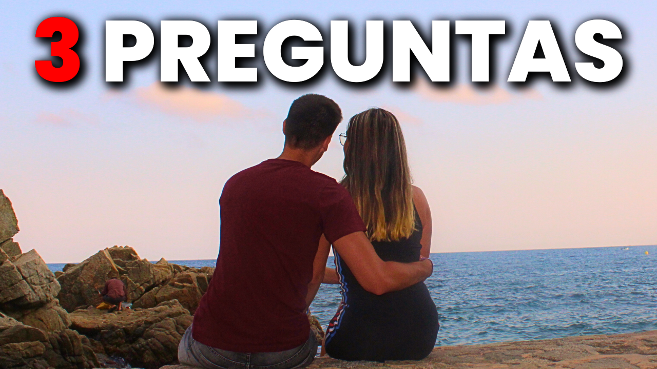 Hombre manteniendo una conversación interesante y natural con una mujer.